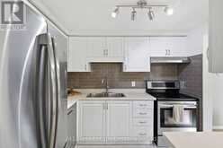 5 GRANDRIDGE CRESCENT | Guelph Ontario | Slide Image Thirteen