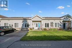 104 - 760 WOODHILL DRIVE | Fergus Ontario | Slide Image One