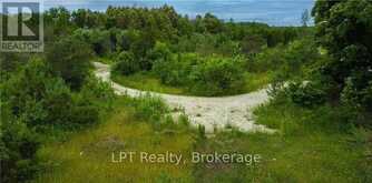 150 LINDSAY ROAD 40 | Miller Lake Ontario | Slide Image Twelve