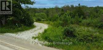 150 LINDSAY ROAD 40 | Miller Lake Ontario | Slide Image Thirteen