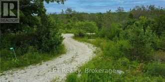 150 LINDSAY ROAD 40 | Miller Lake Ontario | Slide Image Nine