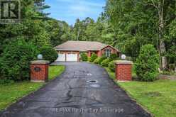 90 GOLDFINCH CRESCENT | Tiny Ontario | Slide Image Two