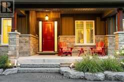 81 SPRUCE STREET | Tiny Ontario | Slide Image Two