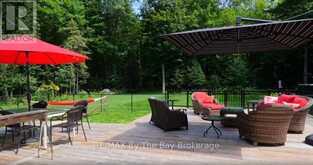 81 SPRUCE STREET | Tiny Ontario | Slide Image Nine