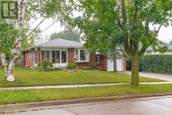 5 GLENBROOK DRIVE | Guelph Ontario | Slide Image One