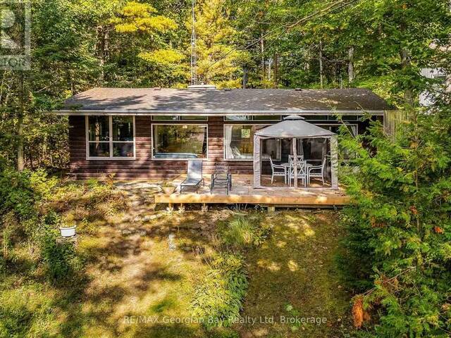 100 NOTTAWAGA DRIVE Tiny Ontario, L0L 2J0 - 3 Bedrooms Waterfront Home For sale