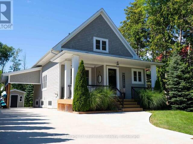 285 HURON STREET S Southampton Ontario, N0H 2L0 - 5 Bedrooms Home For Sale