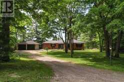 652 NORTH WASEOSA LAKE ROAD | Huntsville Ontario | Slide Image Three