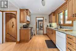 652 NORTH WASEOSA LAKE ROAD | Huntsville Ontario | Slide Image Nine