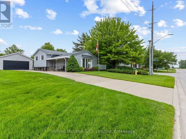 455 BRUCE STREET Port Elgin Ontario, N0H 2C1 - 3 Bedrooms Home For Sale