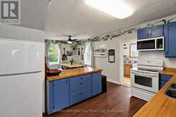 154 ROBERT STREET W | Penetanguishene Ontario | Slide Image Eight