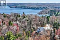 1616 SKYLINE DRIVE | Huntsville Ontario | Slide Image Three