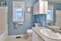41 KILLDEER CRESCENT | Bracebridge Ontario | Slide Image Thirteen
