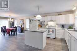 41 KILLDEER CRESCENT | Bracebridge Ontario | Slide Image Five