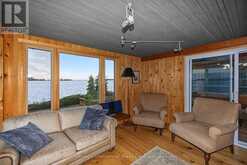 1 ISLAND 352C | Carling Ontario | Slide Image Twelve