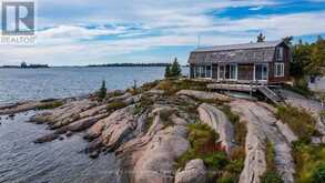 1 ISLAND 352C | Carling Ontario | Slide Image Four