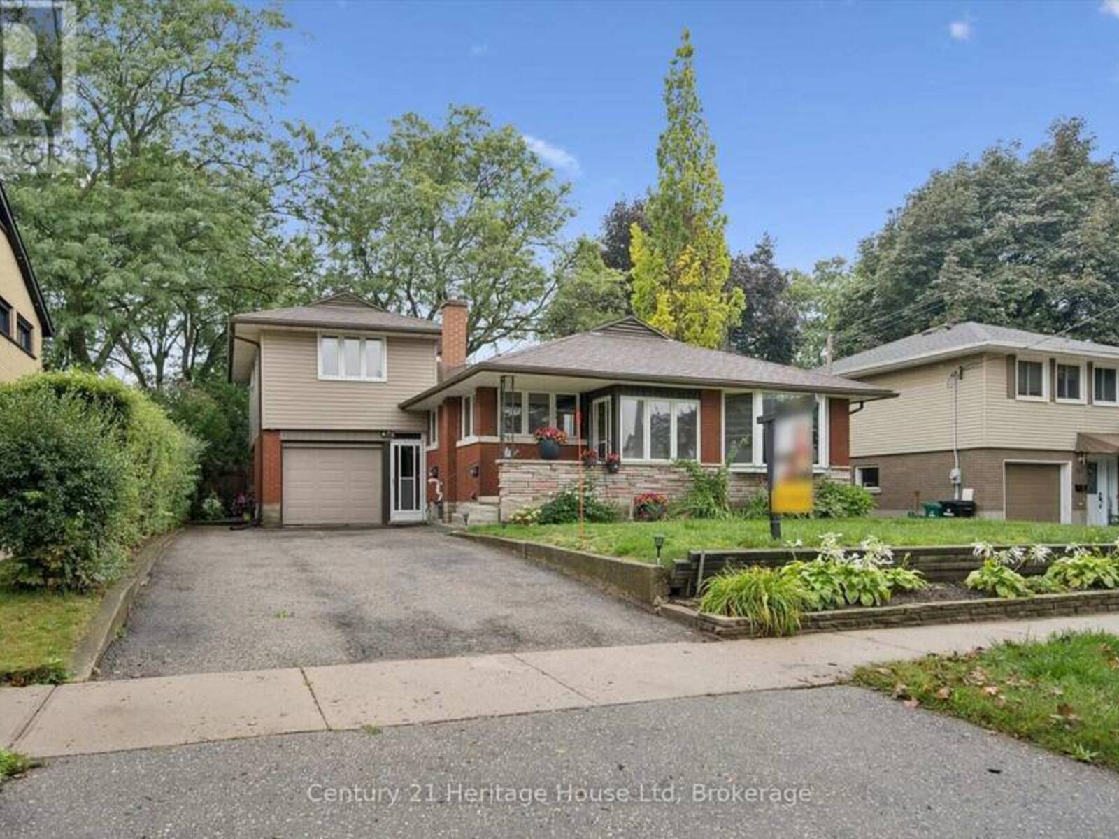 146 CORNELL AVENUE, Kitchener, Ontario N2G 3E6