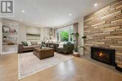 5 TAMARACK PLACE | Guelph Ontario | Slide Image Four