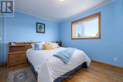 68 BAYSHORE AVENUE S | Tobermory Ontario | Slide Image Thirty-two