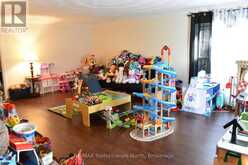 8111 COUNTY ROAD 503 | Minden Hills Ontario | Slide Image Twelve