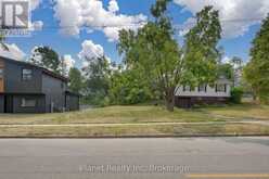 170 BERCZY STREET | Barrie Ontario | Slide Image Two