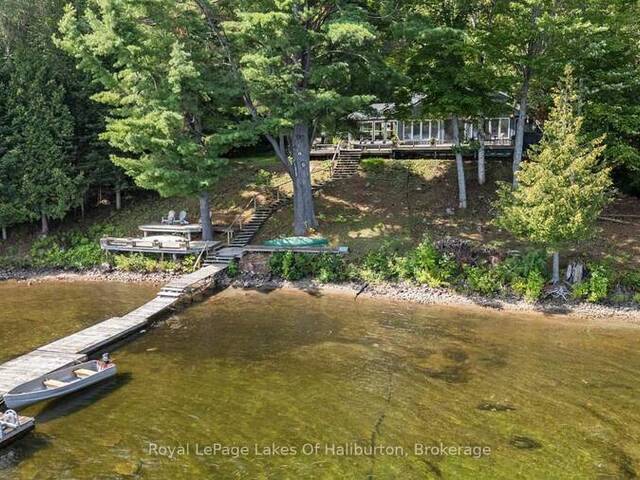 1035 TRIPLE CREEK LANE Haliburton Ontario, K0M 1S0 - 5 Bedrooms Waterfront Home For sale