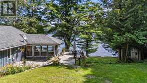 1035 TRIPLE CREEK LANE | Haliburton Ontario | Slide Image Two