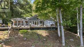 1035 TRIPLE CREEK LANE | Haliburton Ontario | Slide Image Four