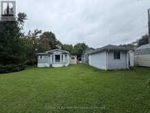 1 SMITHS LANE | Midland Ontario | Slide Image Two