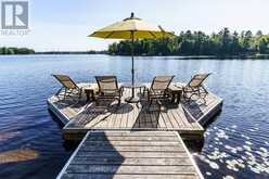 27 ISLAND 2ML | Gravenhurst Ontario | Slide Image Three