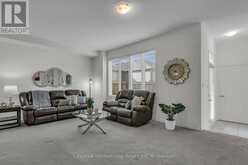 5 - 210 FARLEY ROAD W | Fergus Ontario | Slide Image Thirteen
