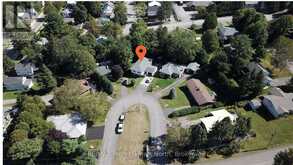 12 ANTHONY COURT | Huntsville Ontario | Slide Image Three