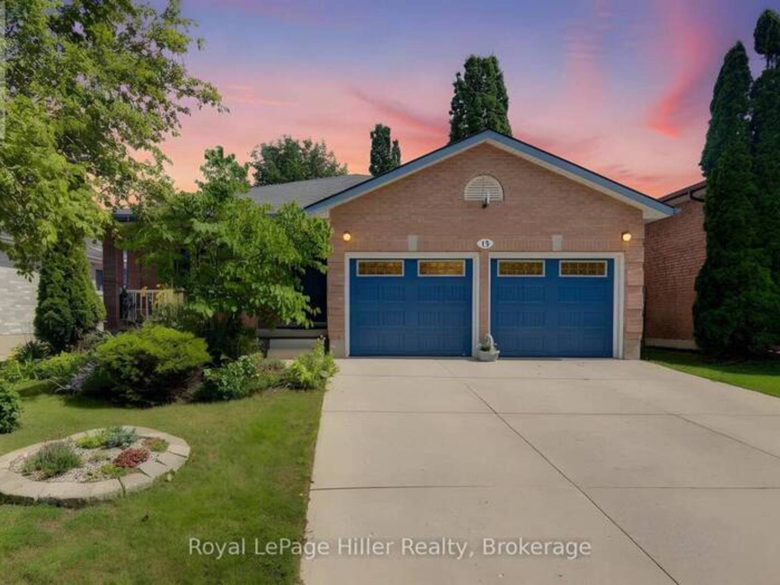15 MCQUEEN COURT, Stratford, Ontario N4Z 1H5