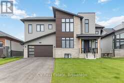 125 STONELEIGH DRIVE | The Blue Mountains Ontario | Slide Image One