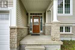 11 GRAND POPLAR LANE | Wasaga Beach Ontario | Slide Image Four