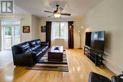 11 GRAND POPLAR LANE | Wasaga Beach Ontario | Slide Image Six