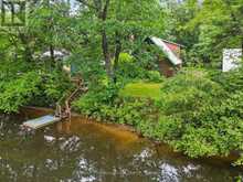 19 GLEN ACRES ROAD | Huntsville Ontario | Slide Image Three
