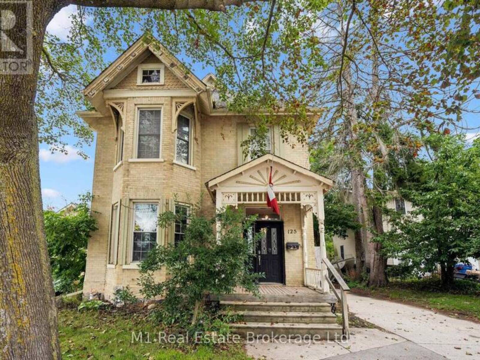 125 ELORA STREET S, Minto, Ontario N0G 1Z0