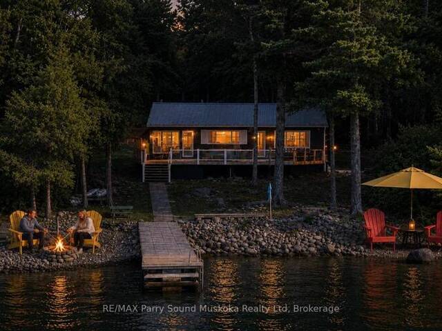 476 OAKPOINT ROAD Carling Ontario, P0G 1G0 - 2 Bedrooms Waterfront Home For sale