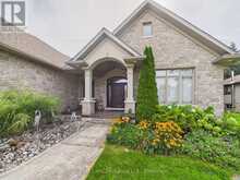 192 BIRCHWOOD AVENUE | Kincardine Ontario | Slide Image Four