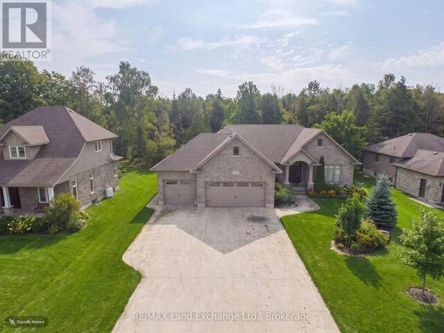 192 BIRCHWOOD AVENUE Kincardine Ontario, N0G 2T0 - Property For Sale