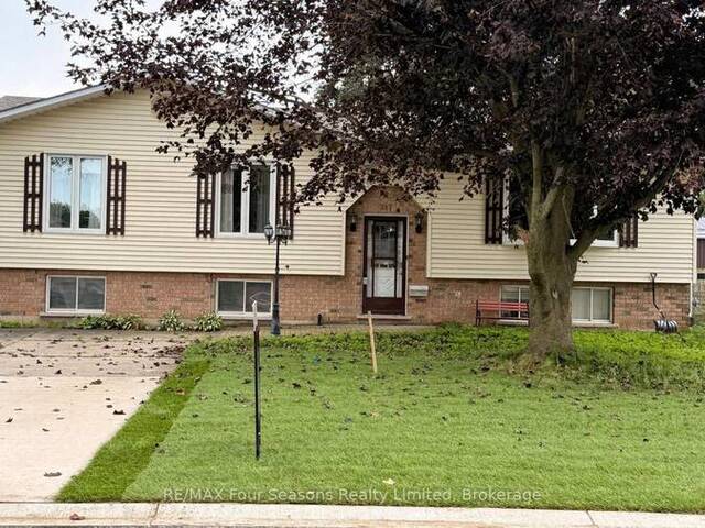317 BRICKER STREET Port Elgin Ontario, N0H 2C1 - 2 Bedrooms Home For Sale