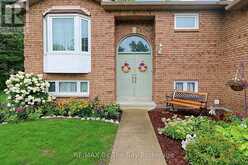 49 ROYAL BEECH DRIVE | Wasaga Beach Ontario | Slide Image Eleven