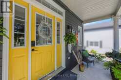 230 NAPIER STREET | Collingwood Ontario | Slide Image Two