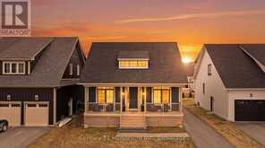 115 COURTLAND STREET | The Blue Mountains Ontario | Slide Image Three