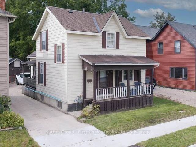 41 GODERICH STREET W Huron East Ontario, N0K 1W0 - 3 Bedrooms Home For Sale