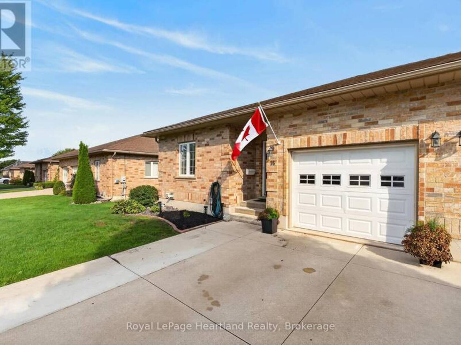 16 SOMERSET STREET, Exeter, Ontario N0M 1S2