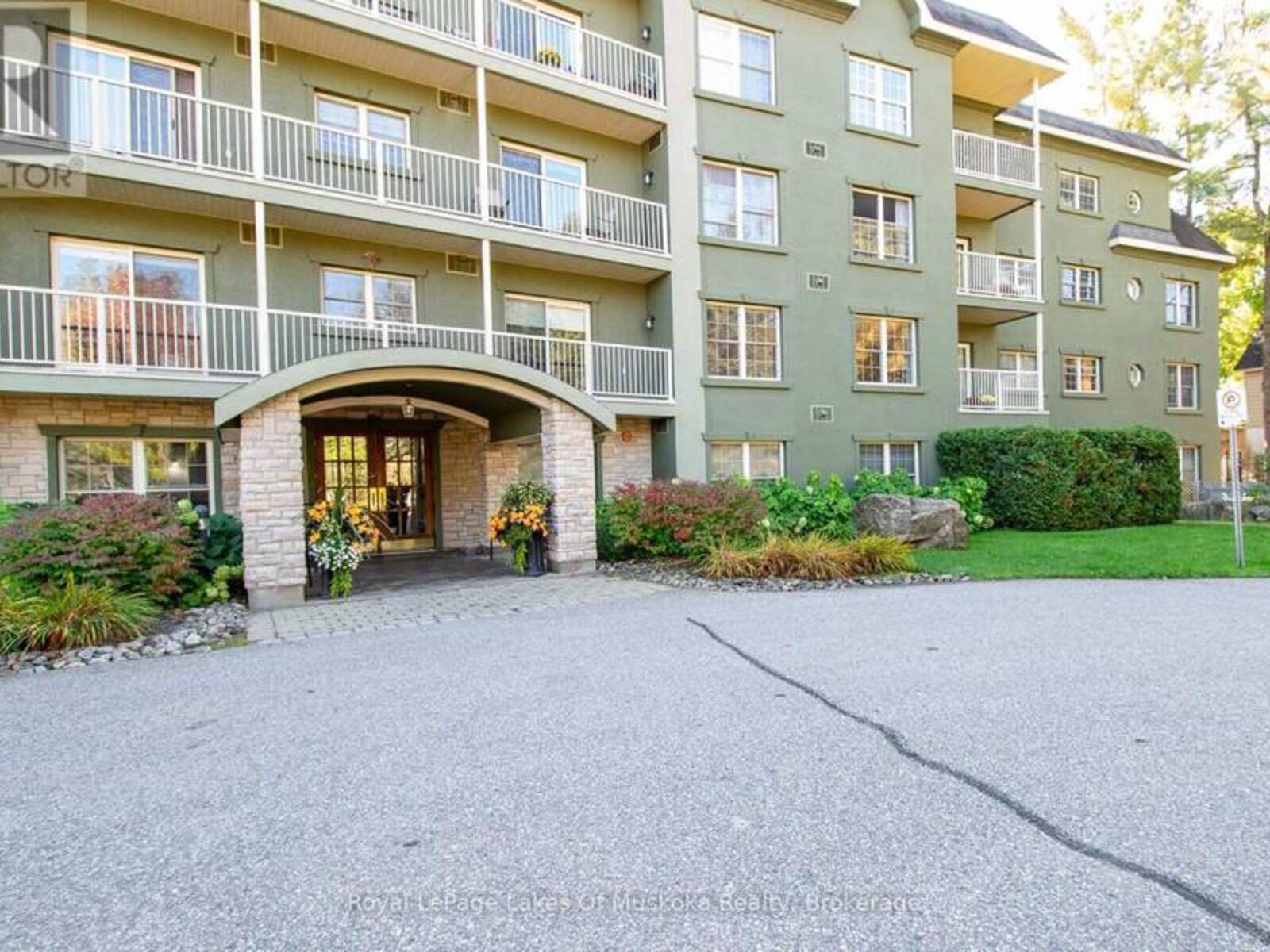 110 - 24 ONTARIO STREET, Bracebridge, Ontario P1L 2H5