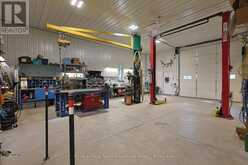 170 BUNNY TRAIL | McDougall Ontario | Slide Image Thirty-five