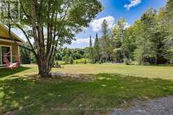 170 BUNNY TRAIL | McDougall Ontario | Slide Image Four